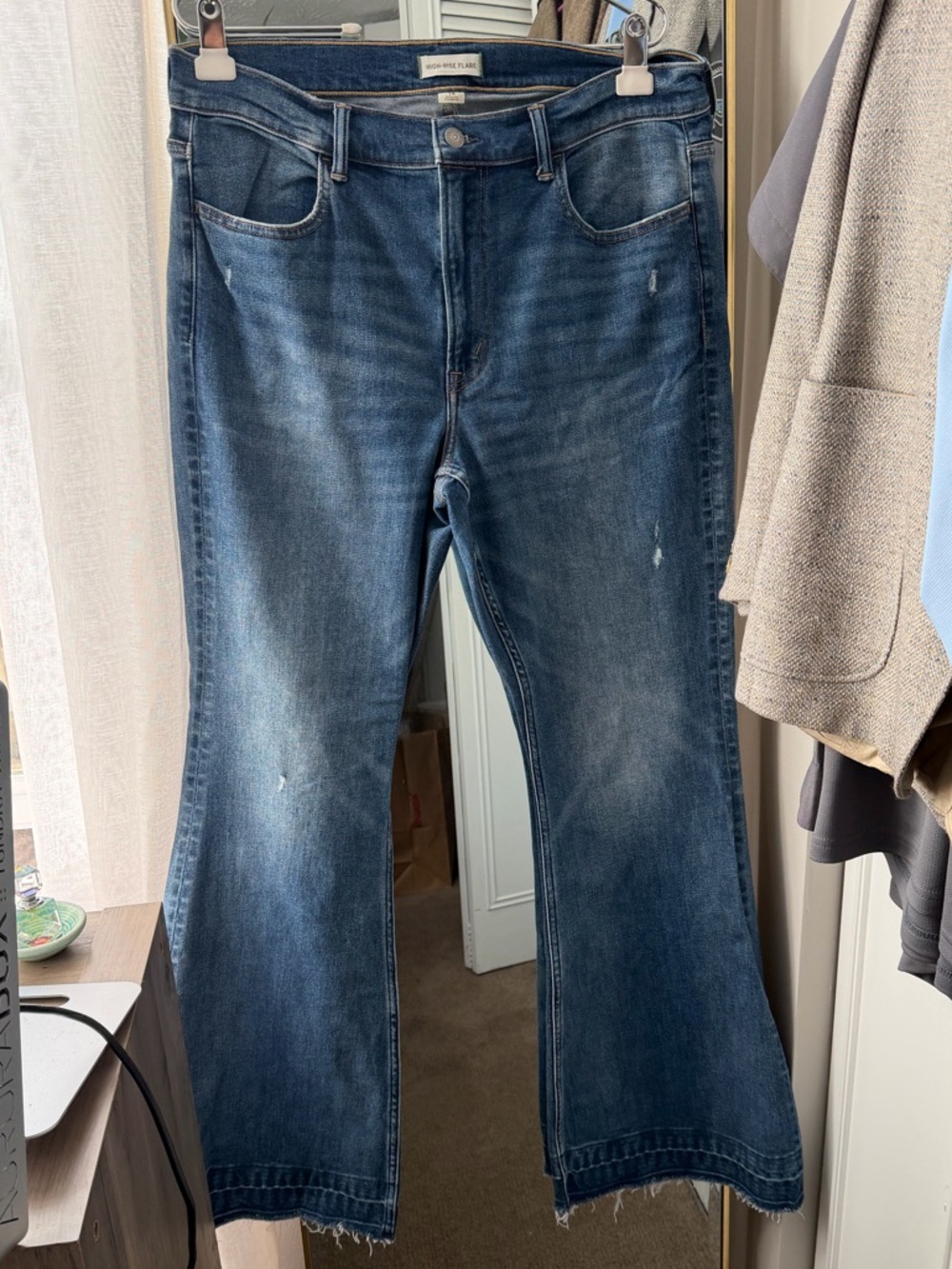 American Eagle- high rise flare 14 regular